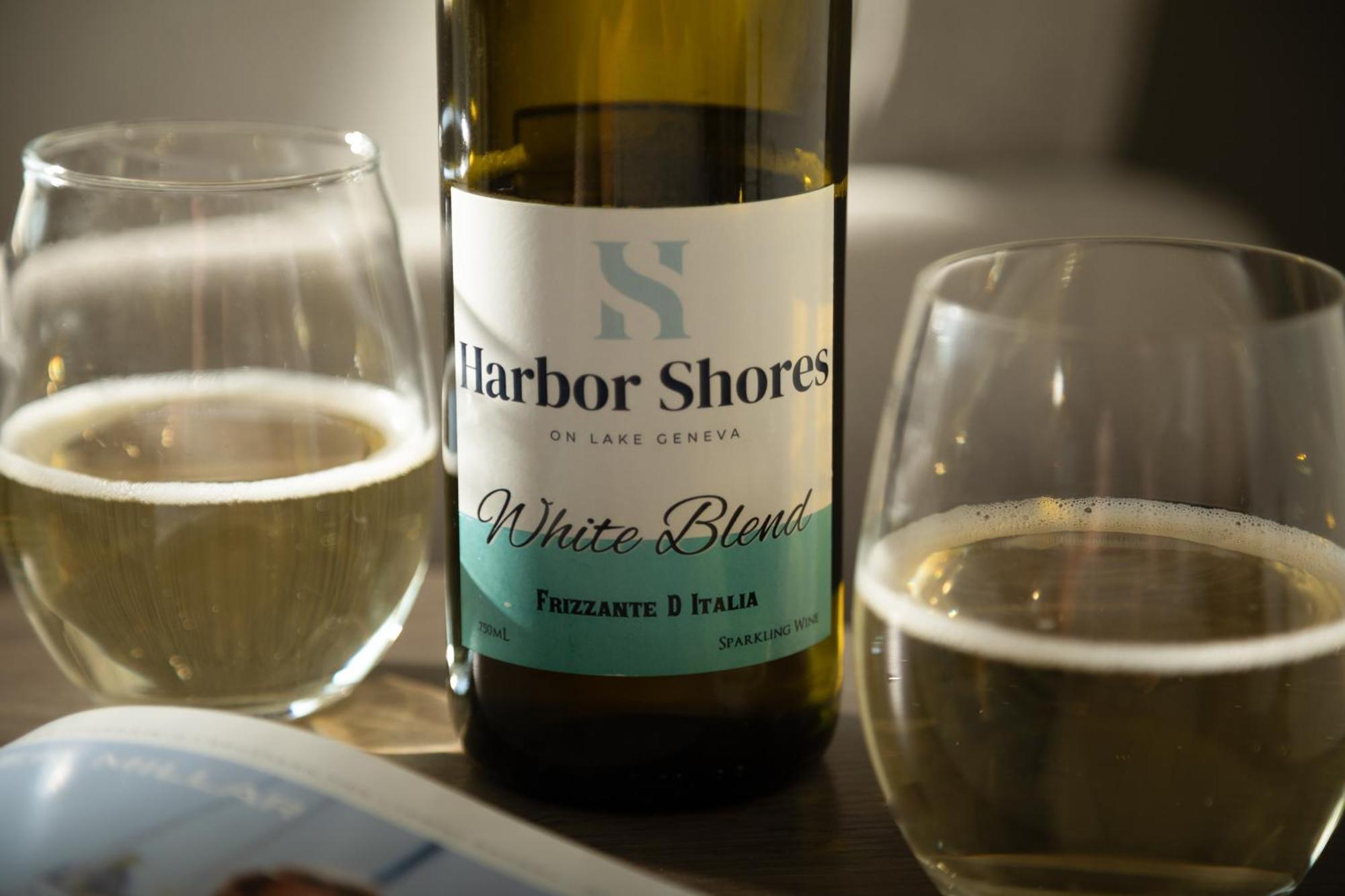 Harbor Shores On Lake Geneva Luaran gambar